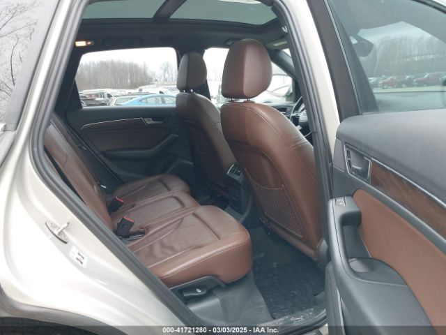 WA1LFAFP3FA028684 Audi Q5 2.0t Premium