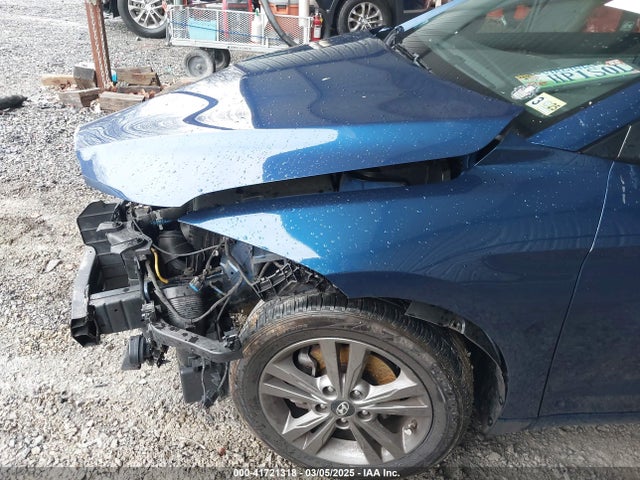 5NPD84LF1HH061910 Hyundai ELANTRA SE