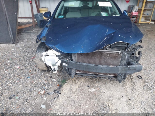 5NPD84LF1HH061910 Hyundai ELANTRA SE