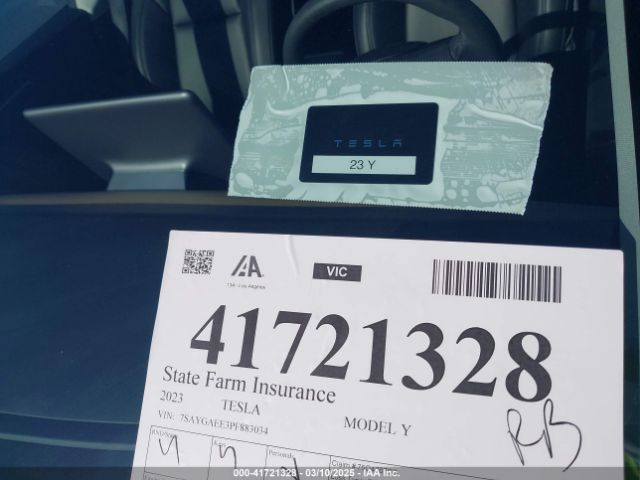 7SAYGAEE3PF883034 Tesla Model Y