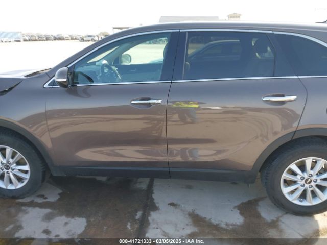 5XYPG4A31KG567938 KIA Sorento 2.4l Lx