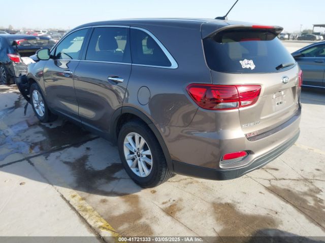 5XYPG4A31KG567938 KIA Sorento 2.4l Lx
