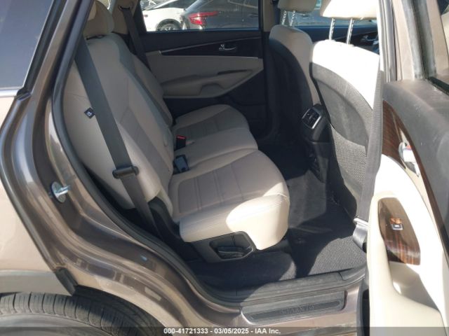 5XYPG4A31KG567938 KIA Sorento 2.4l Lx