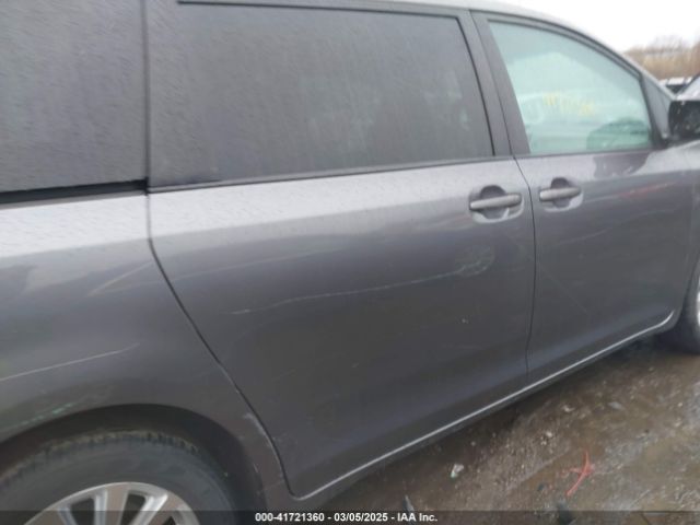 5TDDK3DC9ES078444 Toyota Sienna Xle 7 Passenger