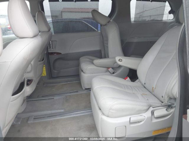 5TDDK3DC9ES078444 Toyota Sienna Xle 7 Passenger