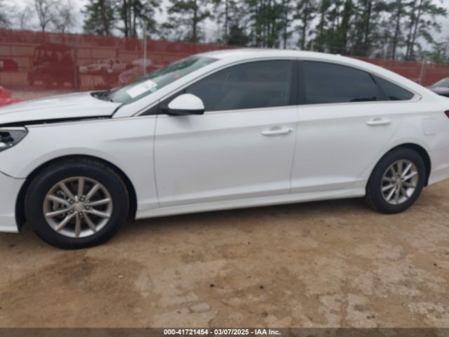 5NPE24AFXJH657421 Hyundai SONATA SE