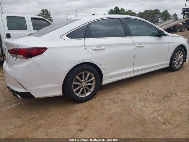 5NPE24AFXJH657421 Hyundai SONATA SE