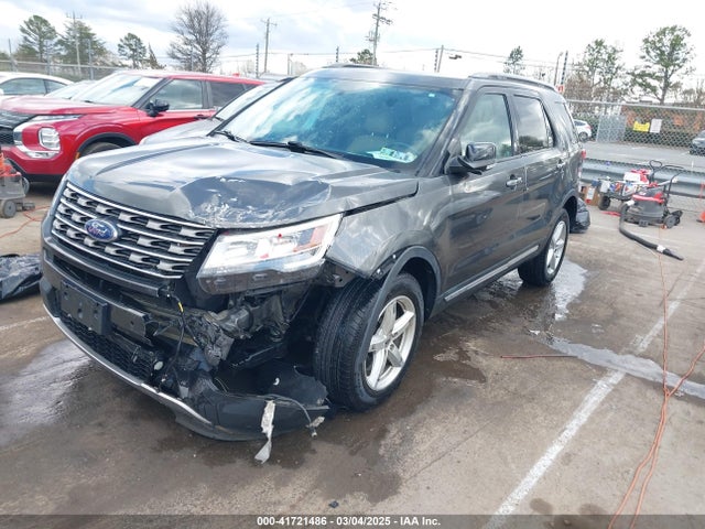Ford EXPLORER XLT 2017 1FM5K8D86HGC79838 Image 2