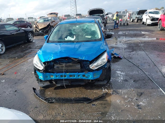 Ford FOCUS SE 2015 1FADP3F22FL340772 Image 12