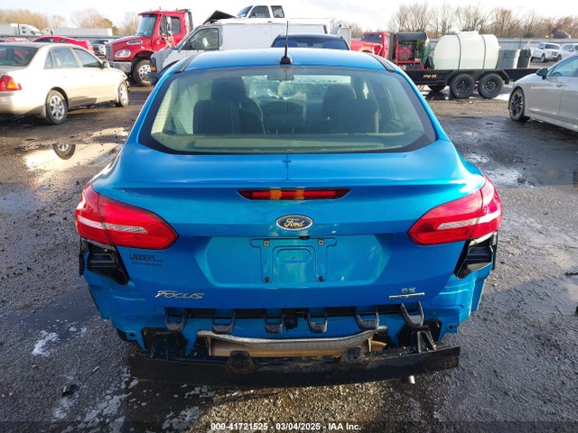 Ford FOCUS SE 2015 1FADP3F22FL340772 Image 18