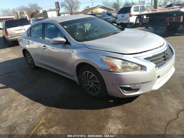 1N4AL3AP4EC100400 Nissan Altima 2.5 S