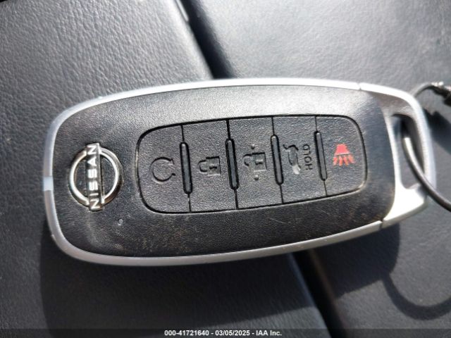 5N1BT3BA1RC672230 Nissan Rogue Sv Fwd