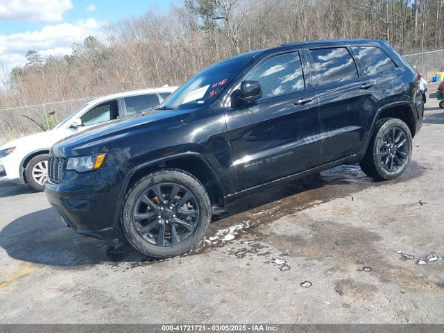 1C4RJFAG2HC892216 Jeep Grand Cherokee Altitude 4x4