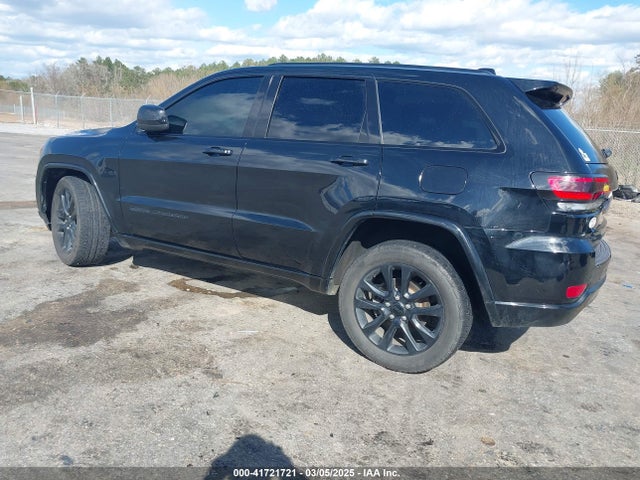 1C4RJFAG2HC892216 Jeep Grand Cherokee Altitude 4x4