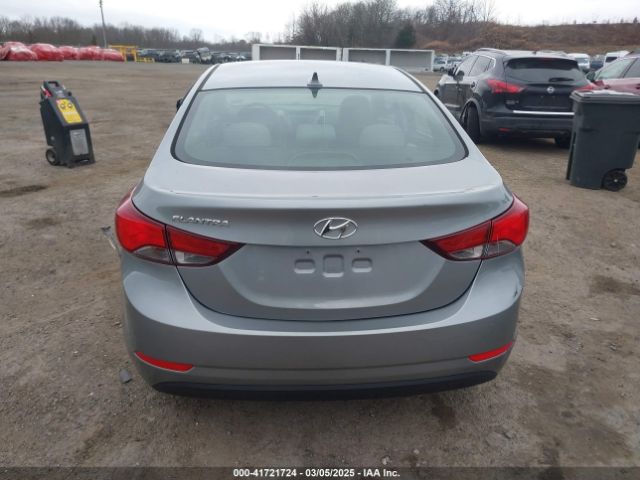 5NPDH4AEXFH584771 Hyundai ELANTRA SE