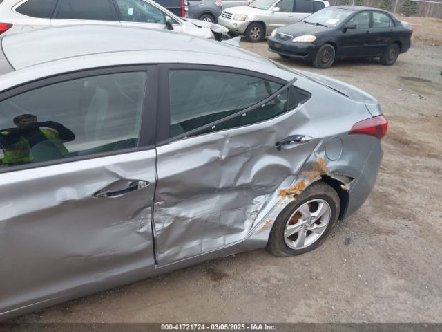 5NPDH4AEXFH584771 Hyundai ELANTRA SE
