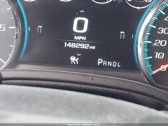 1GNSKCKC2JR320324 Chevrolet Tahoe Premier