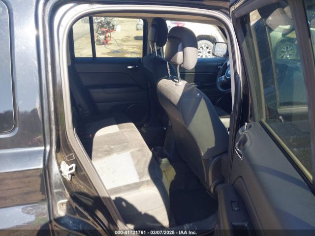 1C4NJRFB4ED507502 Jeep Patriot Latitude