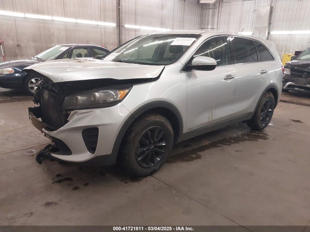 5XYPGDA56KG483440 KIA Sorento 3.3l Lx
