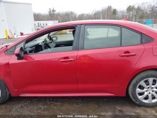 JTDEPMAE9MJ141300 Toyota COROLLA LE