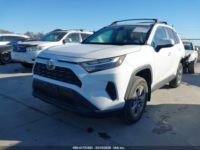Toyota Rav4 Xle 2022 2T3P1RFV0NC322015 Image 2