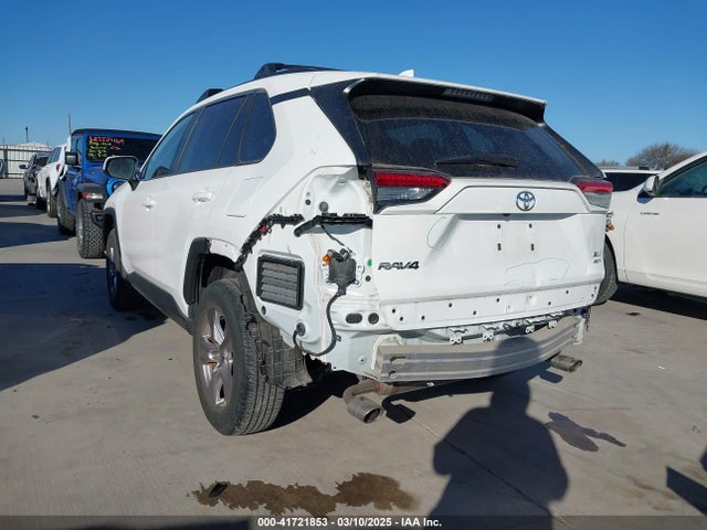 Toyota Rav4 Xle 2022 2T3P1RFV0NC322015 Image 3
