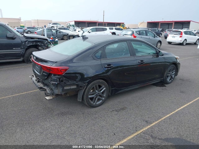 3KPF34AD5ME305761 KIA Forte Gt-line