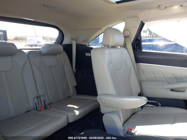 5XYRK4LF7NG080679 KIA SORENTO SX