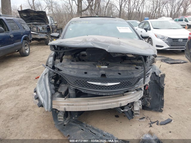 1C3CCCBB7FN729956 Chrysler 200 S