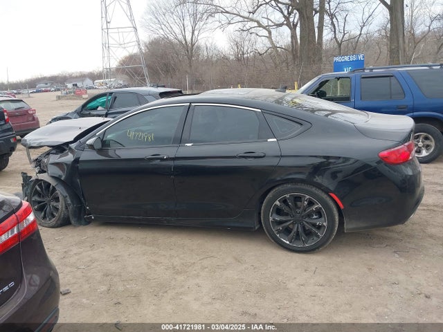 1C3CCCBB7FN729956 Chrysler 200 S