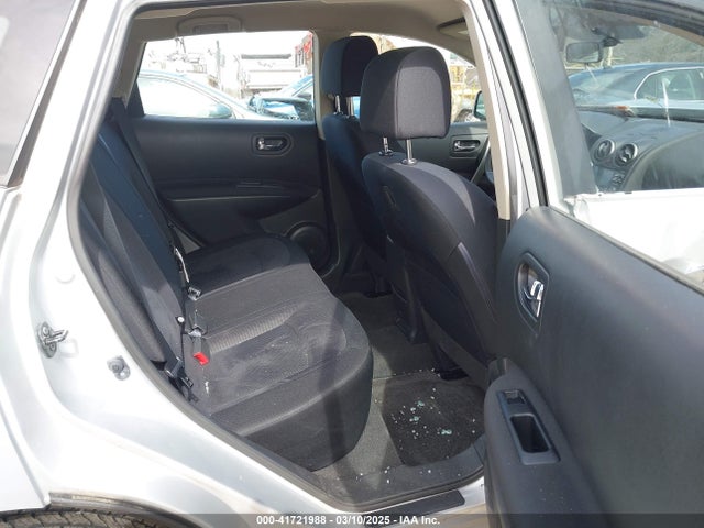 JN8AS5MV9FW261607 Nissan Rogue Select S