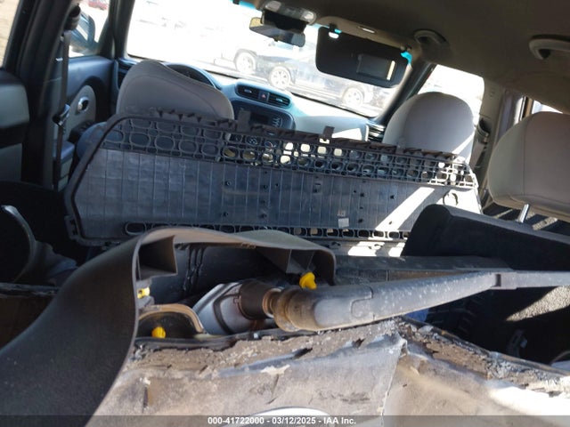 KNDJP3A53E7036906 KIA SOUL +