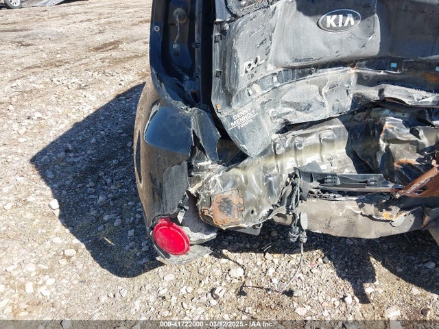 KNDJP3A53E7036906 KIA SOUL +
