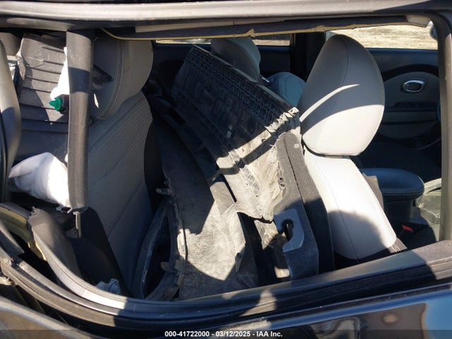 KNDJP3A53E7036906 KIA SOUL +