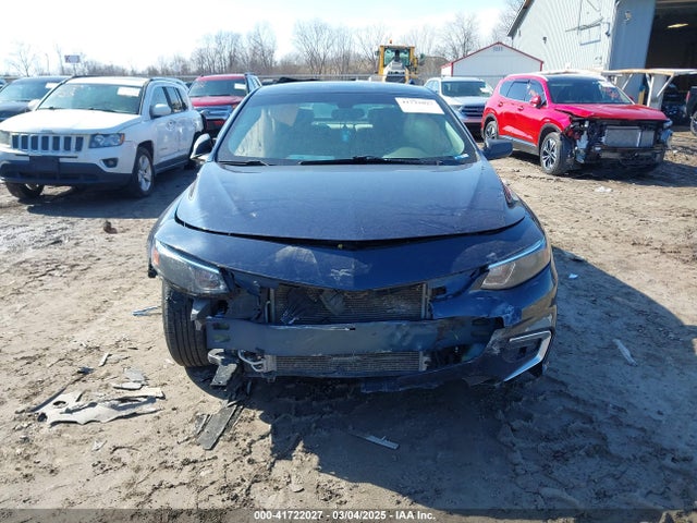 1G1ZC5ST4HF187215 Chevrolet Malibu 1fl
