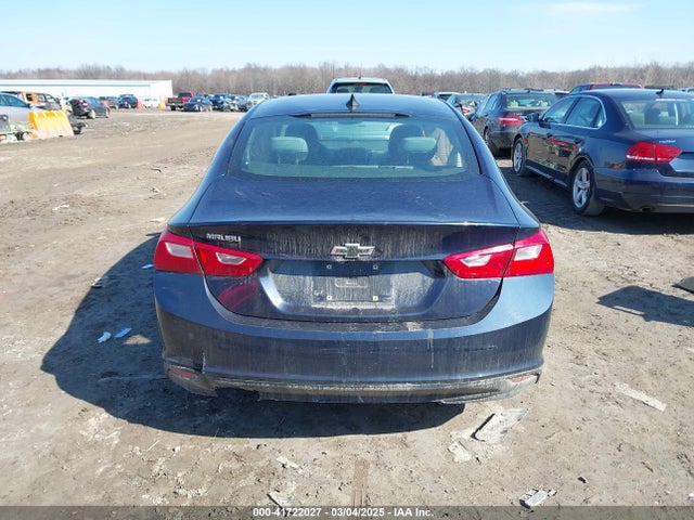1G1ZC5ST4HF187215 Chevrolet Malibu 1fl