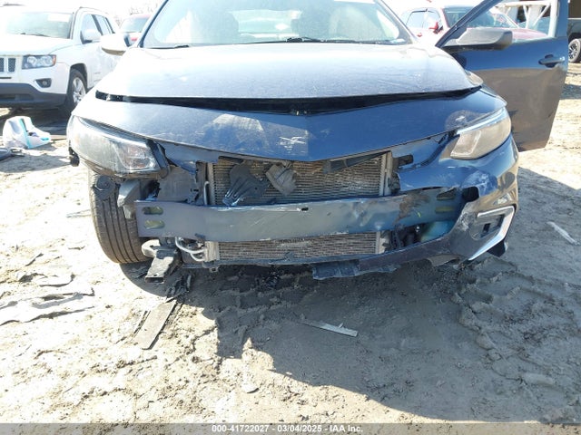 1G1ZC5ST4HF187215 Chevrolet Malibu 1fl