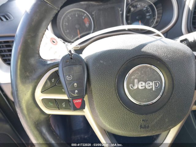 1C4PJLAB7HW654385 Jeep Cherokee Sport Fwd