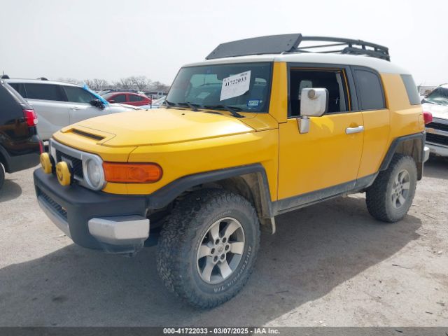 2007 TOYOTA FJ CRUISER JTEBU11F670079735 Photo 1