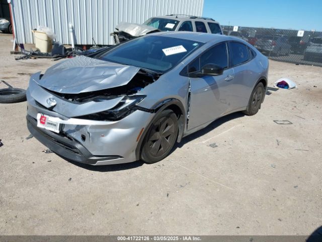 JTDACAAU9R3043332 Toyota Prius Le