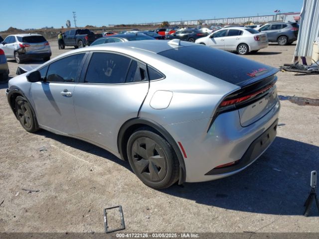 JTDACAAU9R3043332 Toyota Prius Le