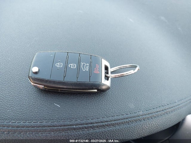 KIA Sorento 2.4l L 2018 5XYPG4A30JG429063 Image 11