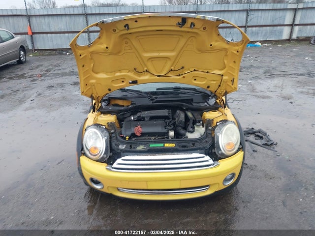 2009 MINI COOPER WMWMF33509TW70245 Photo 9