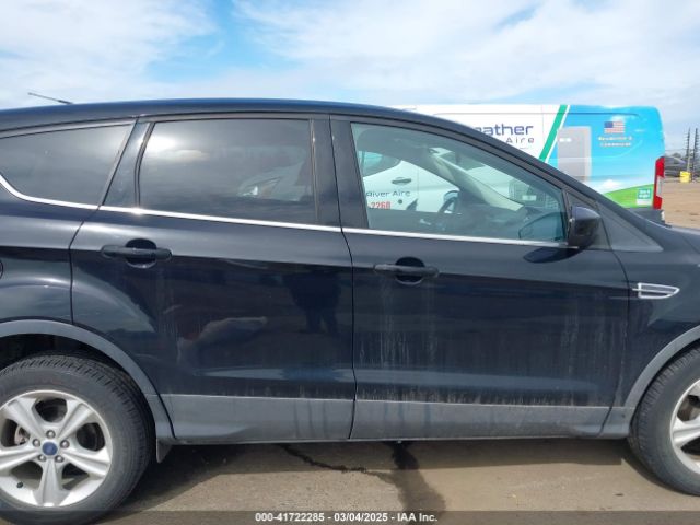 1FMCU9GX5GUC67819 Ford ESCAPE SE