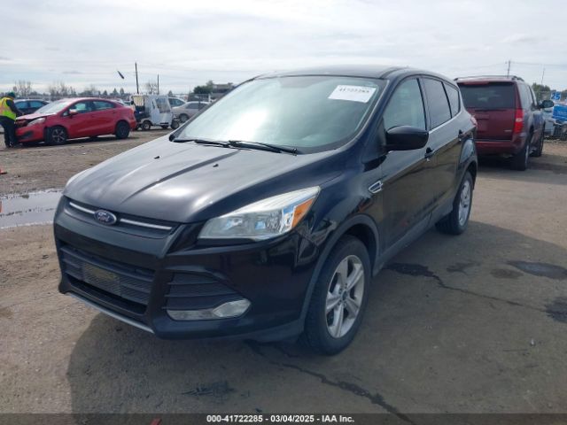 1FMCU9GX5GUC67819 Ford ESCAPE SE