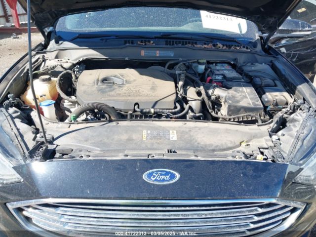 3FA6P0HD4JR189157 Ford FUSION SE
