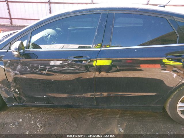 3FA6P0HD4JR189157 Ford FUSION SE