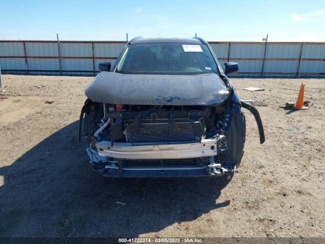 JTMLWRFV5ND144243 Toyota Rav4 Hybrid Le
