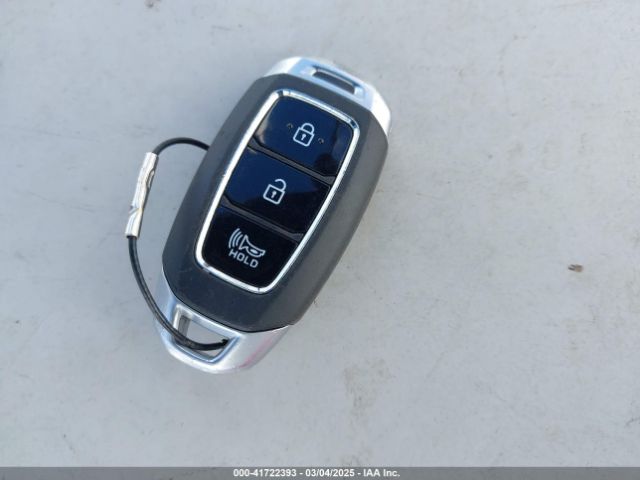5NMS33AD8LH215441 Hyundai Santa Fe Sel