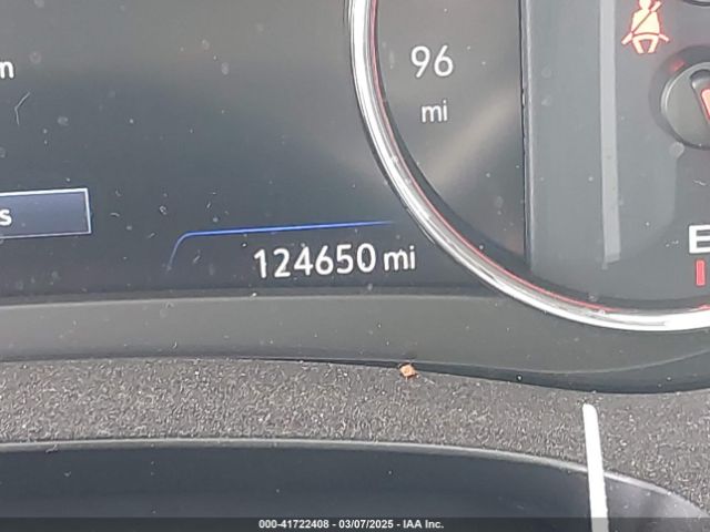 1G1ZE5SX7LF017100 Chevrolet Malibu Fwd Premier